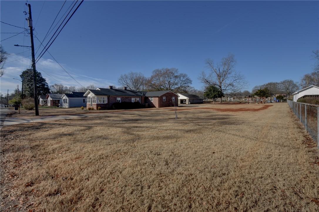 118 Maplecroft Street Liberty, SC 29657 - Photo 30 of 35 Gallery Image 30