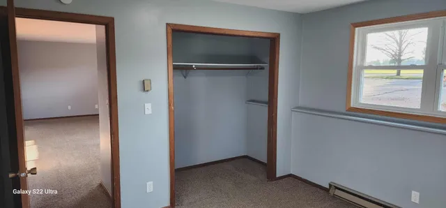 $800 | 102 Lake Avenue South, Unit 4, Spicer, MN 56288