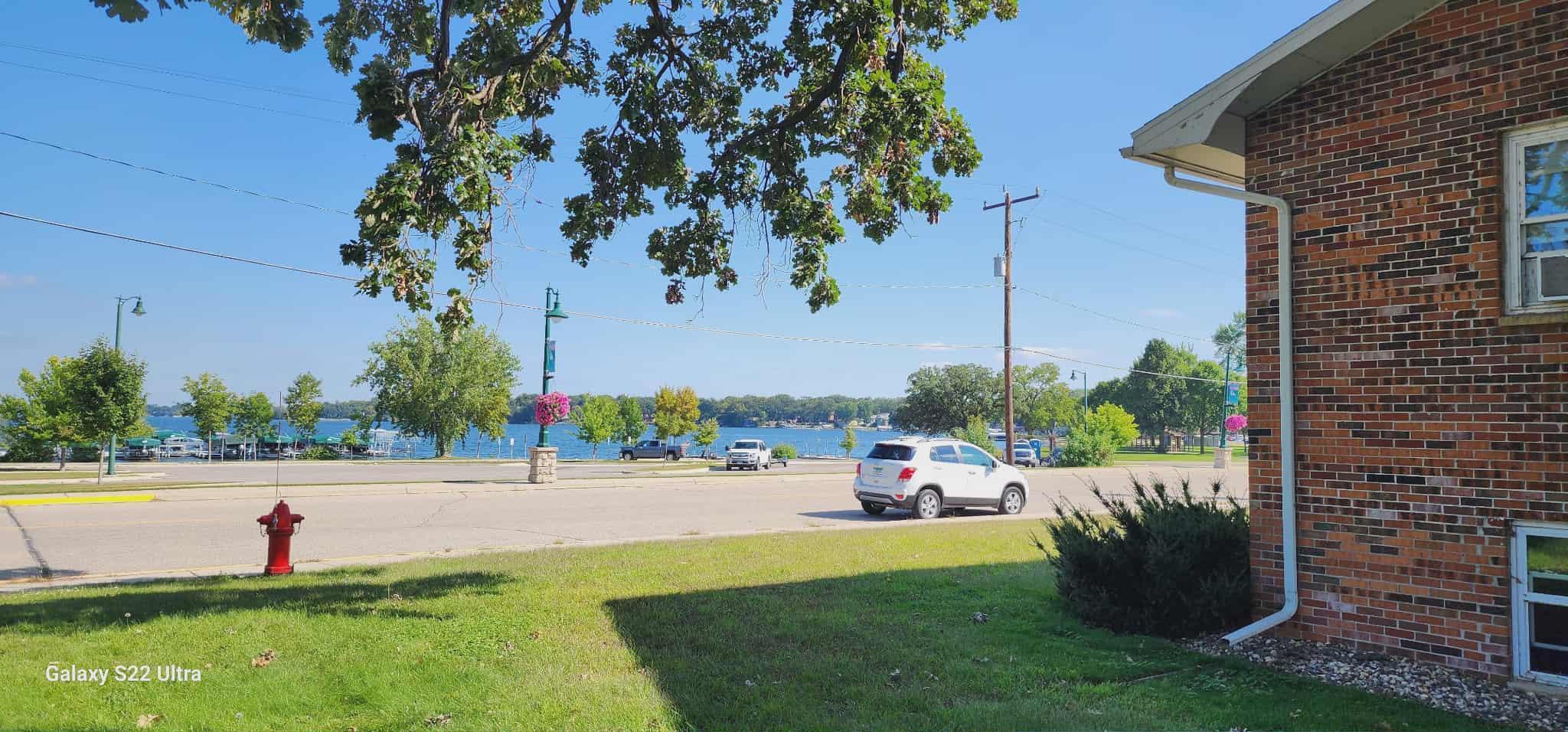 102 Lake Avenue South, Unit 4 Spicer, MN 56288 - Photo 8 of 9