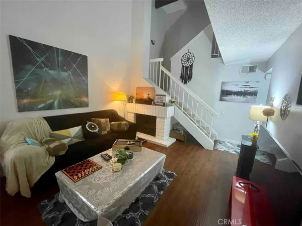 $699,990 | 25711 Tournament Road, Valencia, CA 91355