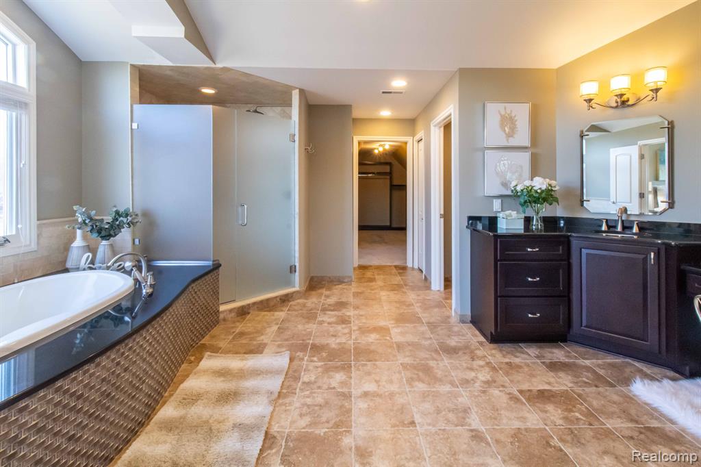 1444 Traceky Rochester Hills, MI 48306 - Photo 31 of 65