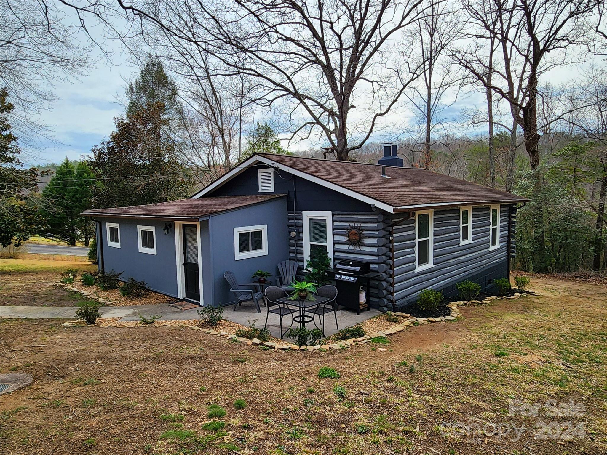 4072 Bennett Road Morganton, NC 28655 - Photo 3 of 33 Gallery Image 3