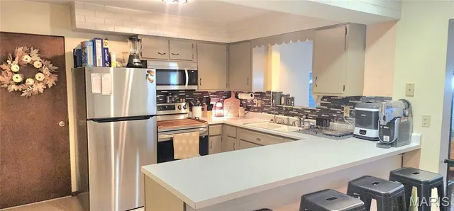 $180,000 | 211 Dixie Drive, Chester, IL 62233