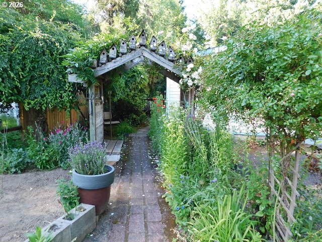 1105 Riverside Drive, Unit 32 Vernonia, OR 97064 - Photo 3 of 37