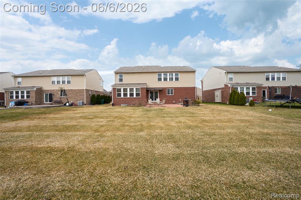 49184 Gracechurch Road Macomb, MI 48044 - Photo 46 of 57
