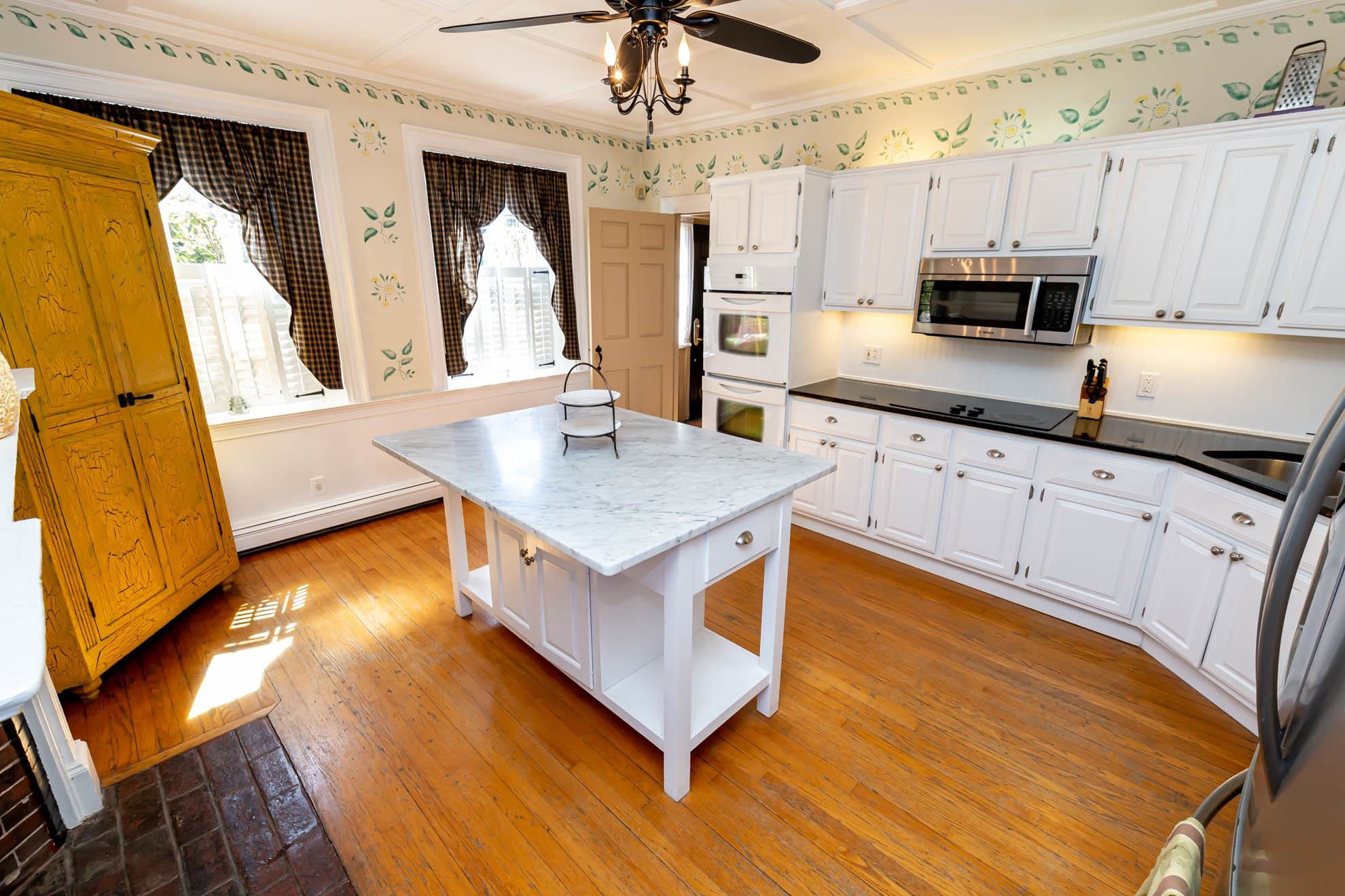 349 Main Street Hampstead, NH 03841 - Photo 12 of 40