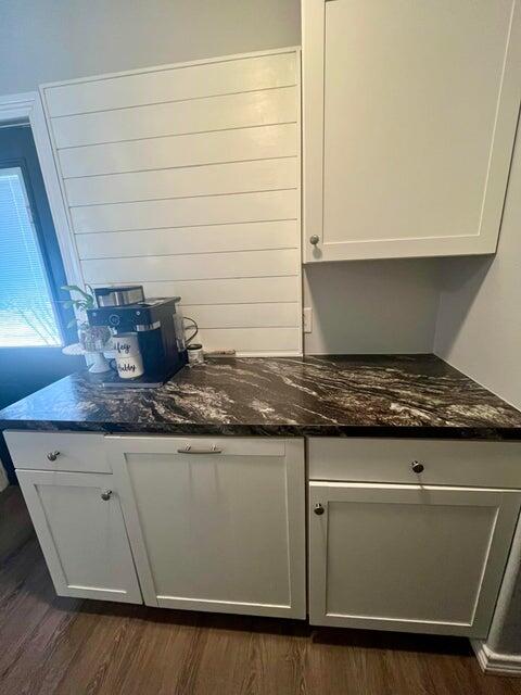 1209 Xenia Street Plainview, TX 79072 - Photo 12 of 31 a close view of kitchen countertops and stove