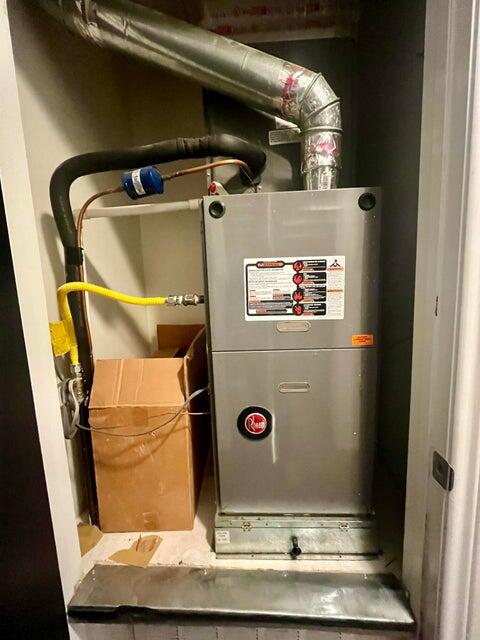1209 Xenia Street Plainview, TX 79072 - Photo 31 of 31 a view of water heater room