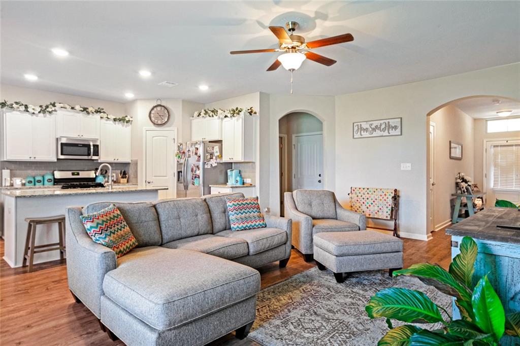 40082 Cypress View Road Ponchatoula, LA 70454 - Photo 3 of 18 Gallery Image 3