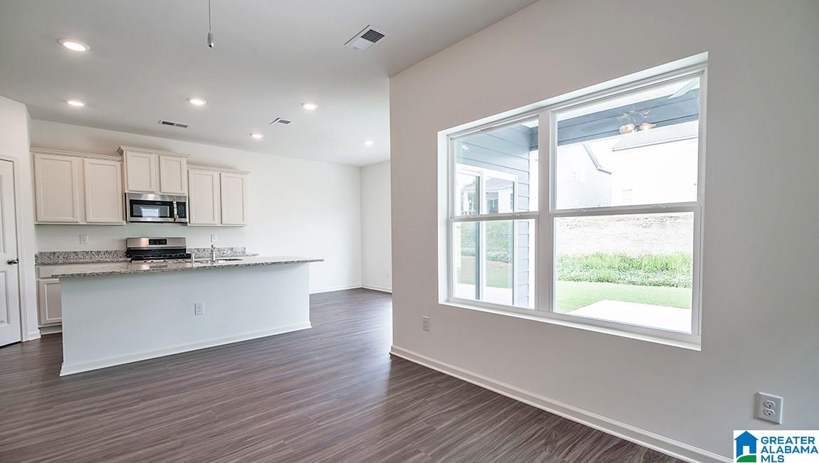 237 Park View Circle Chelsea, AL 35043 - Photo 5 of 46
