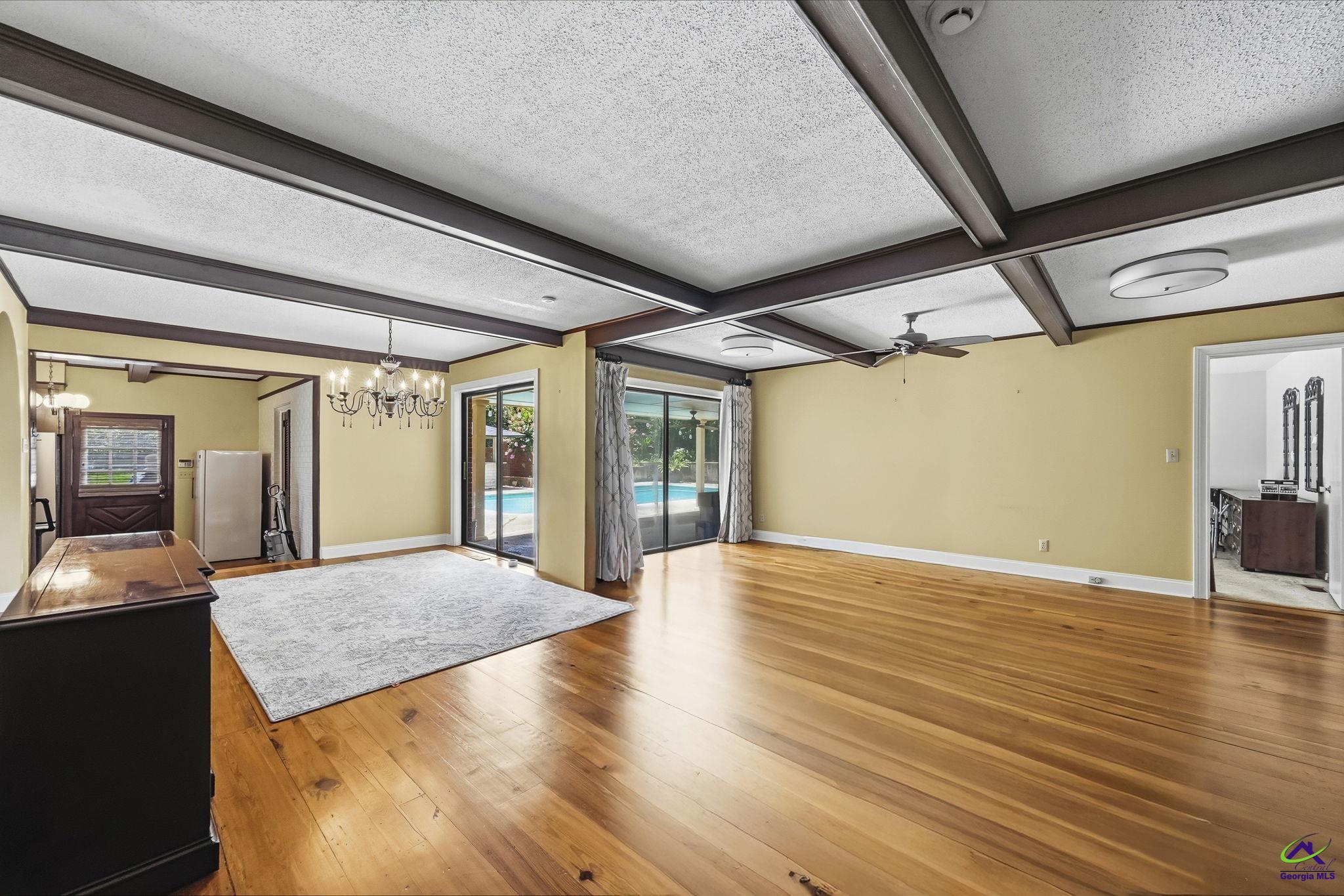 90 South Collins Street Reynolds, GA 31076 - Photo 13 of 49