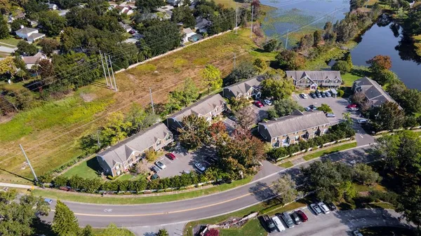 $1,800 | 16545 Brigadoon Drive, Tampa, FL 33618