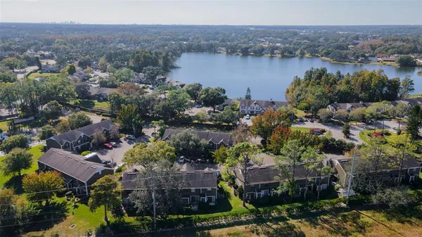 $1,800 | 16545 Brigadoon Drive, Tampa, FL 33618