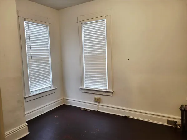 $1,550 | 438 South Maple Avenue, Greensburg, PA 15601