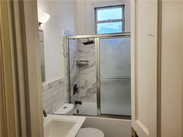 $1,550 | 438 South Maple Avenue, Greensburg, PA 15601