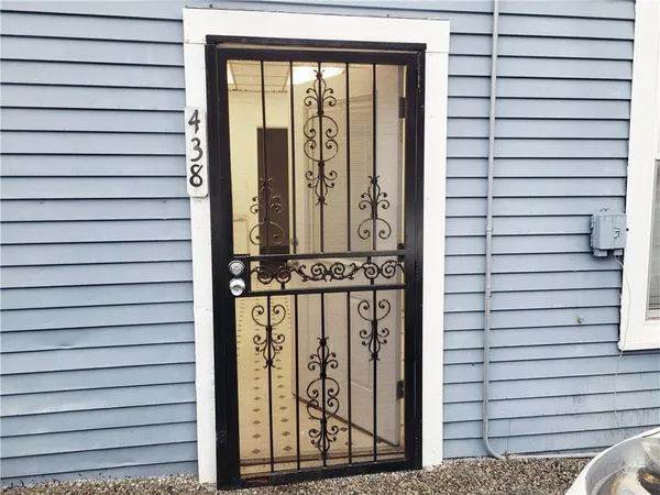 $1,550 | 438 South Maple Avenue, Greensburg, PA 15601