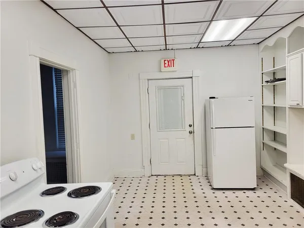 $1,550 | 438 South Maple Avenue, Greensburg, PA 15601