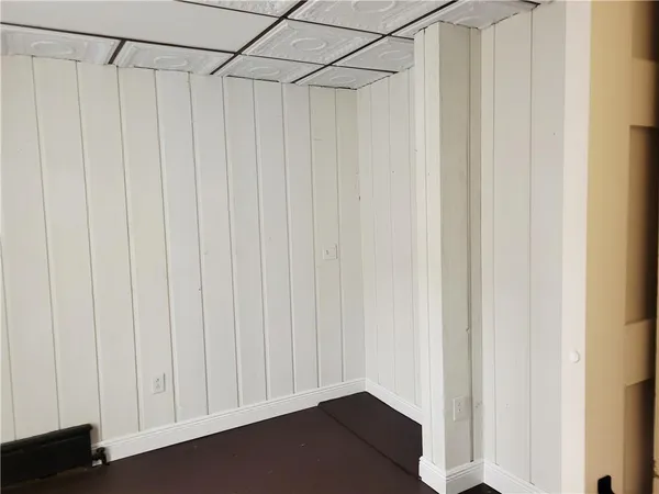 $1,550 | 438 South Maple Avenue, Greensburg, PA 15601