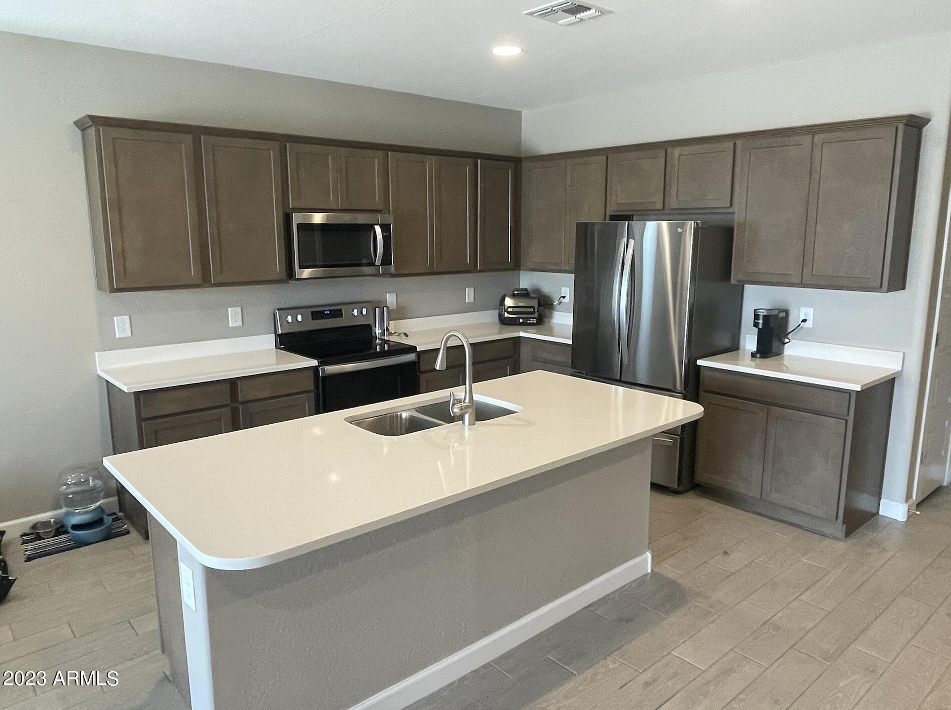 4316 West Beverly Road Laveen, AZ 85339 - Photo 3 of 8 Upgraded Kitchen w/Quartsn Countertops