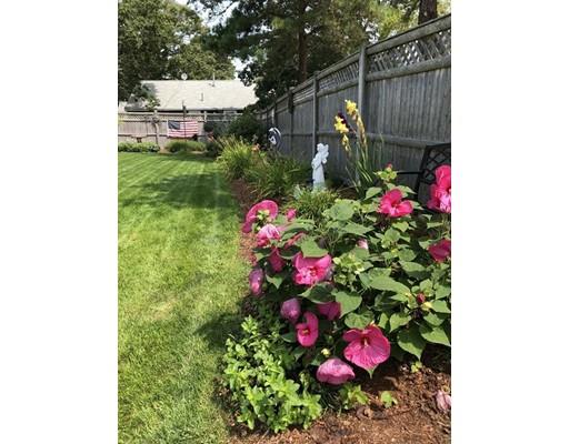 22 Captain Phillips Road Dennis, MA 02670 - Photo 7 of 27 Gallery Image 7