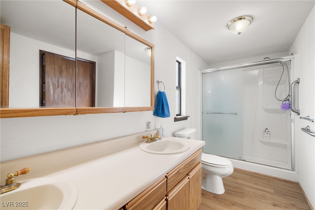 3381 West Simkins Road Pahrump, NV 89060 - Photo 21 of 36 Master Bath
