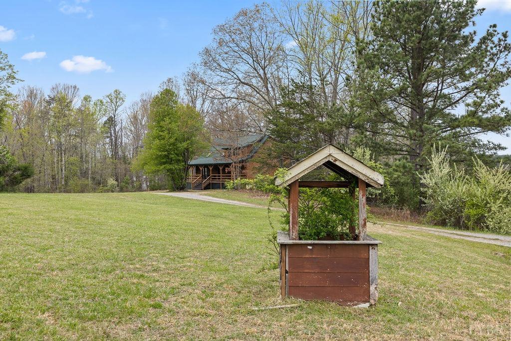 564 Thistle Road Rustburg, VA 24588 - Photo 45 of 47 a view of a garden