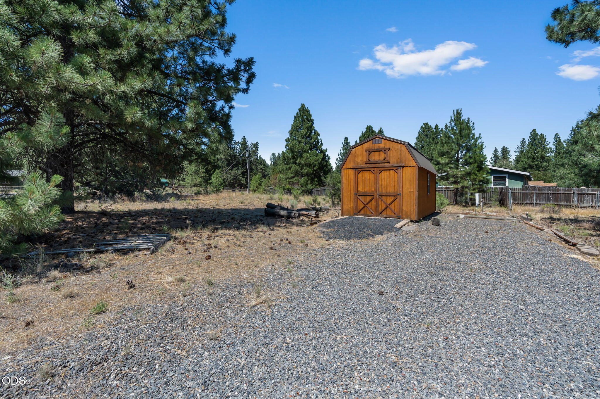 60180 Pawnee Road Bend, OR 97702 - Photo 30 of 53