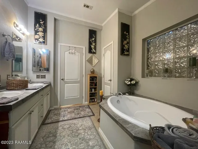 $242,000 | 625 Hamm Street, Franklin, LA 70538