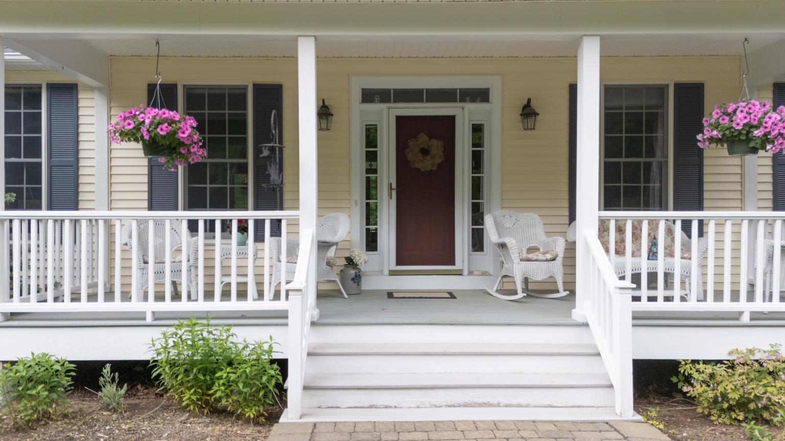 76 Moose Mountain Road Brookfield, NH 03872 - Photo 1 of 45