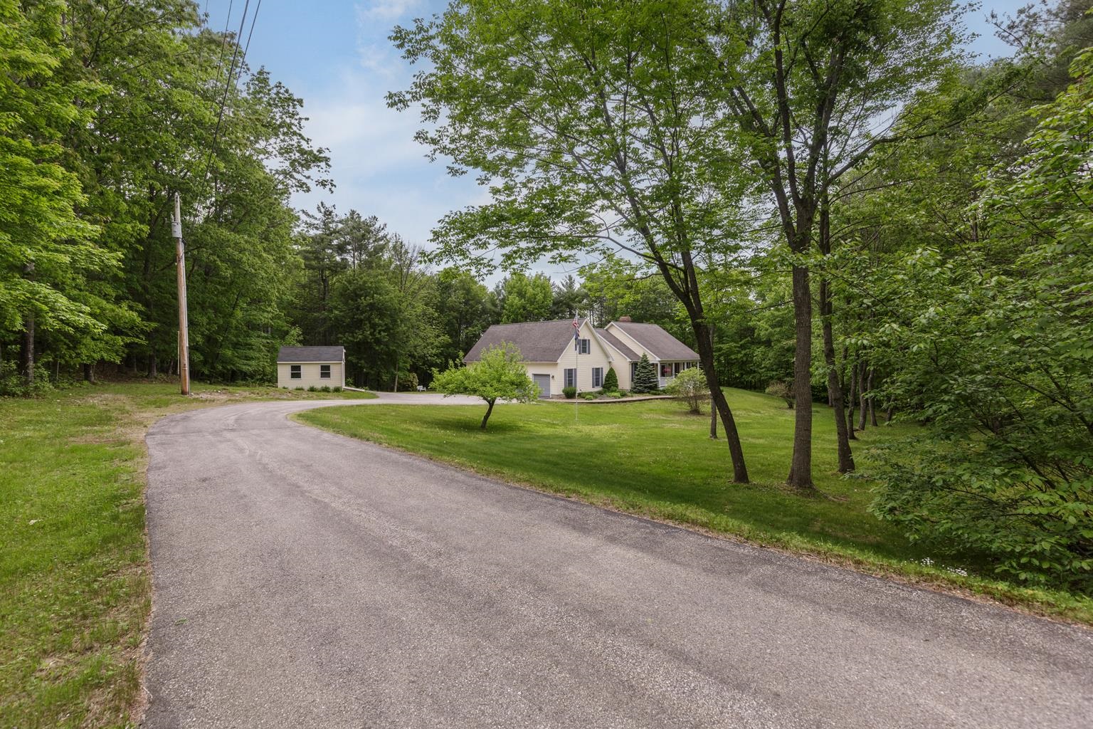 76 Moose Mountain Road Brookfield, NH 03872 - Photo 33 of 45