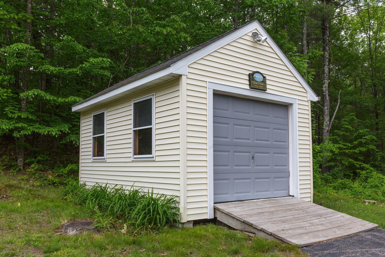 76 Moose Mountain Road Brookfield, NH 03872 - Photo 38 of 45