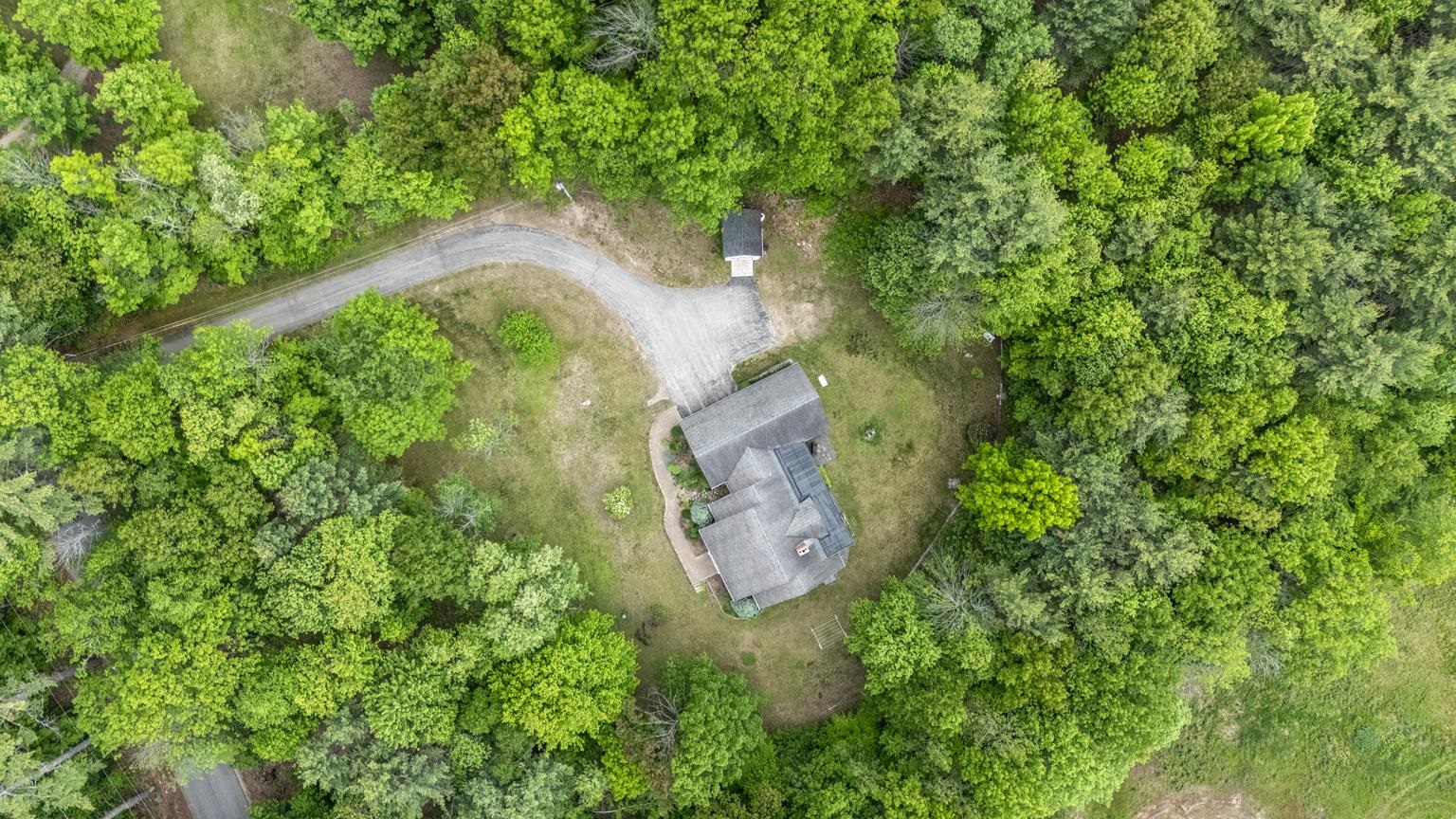 76 Moose Mountain Road Brookfield, NH 03872 - Photo 43 of 45