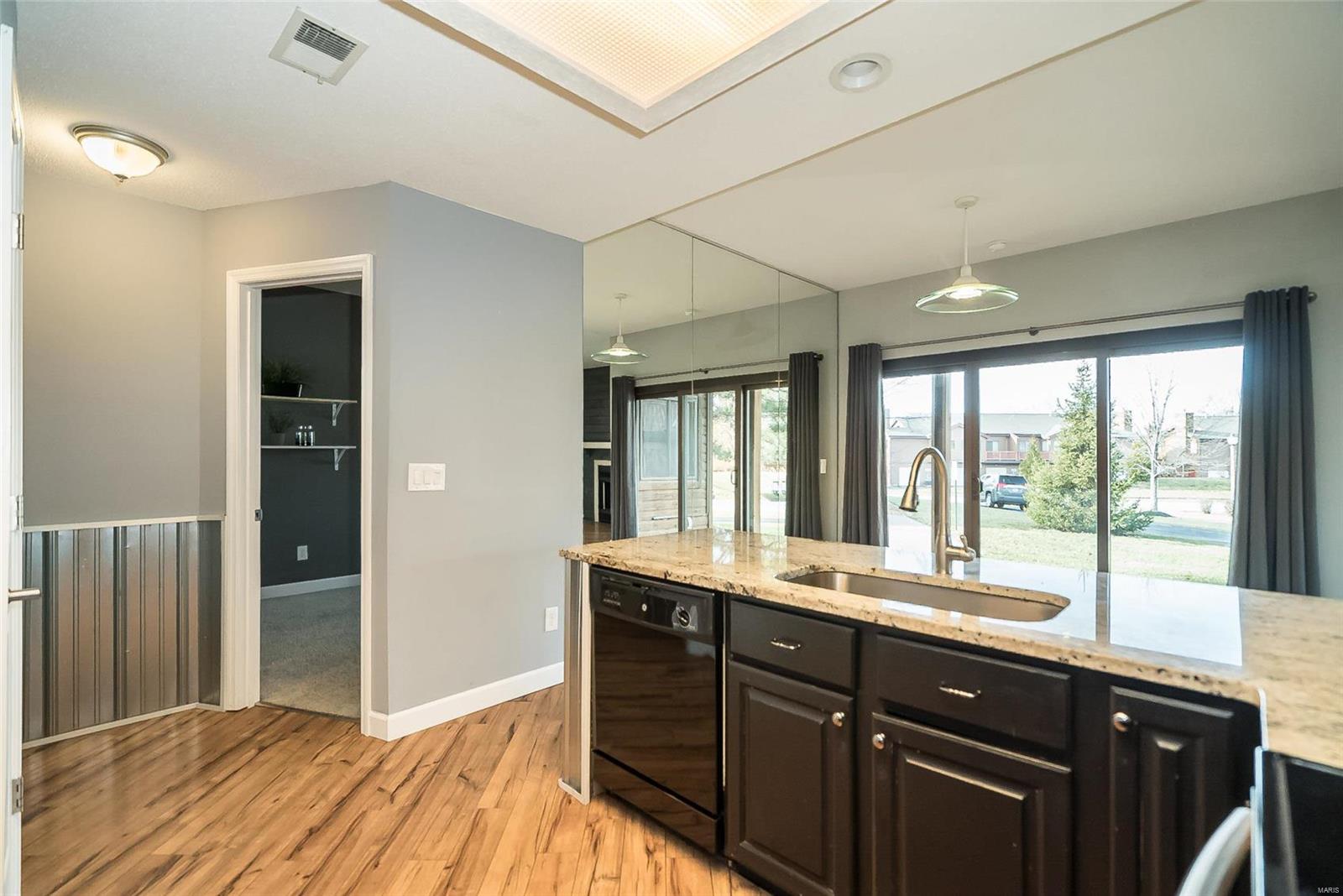 327 Kipling Way, Unit G Weldon Spring, MO 63304 - Photo 12 of 18