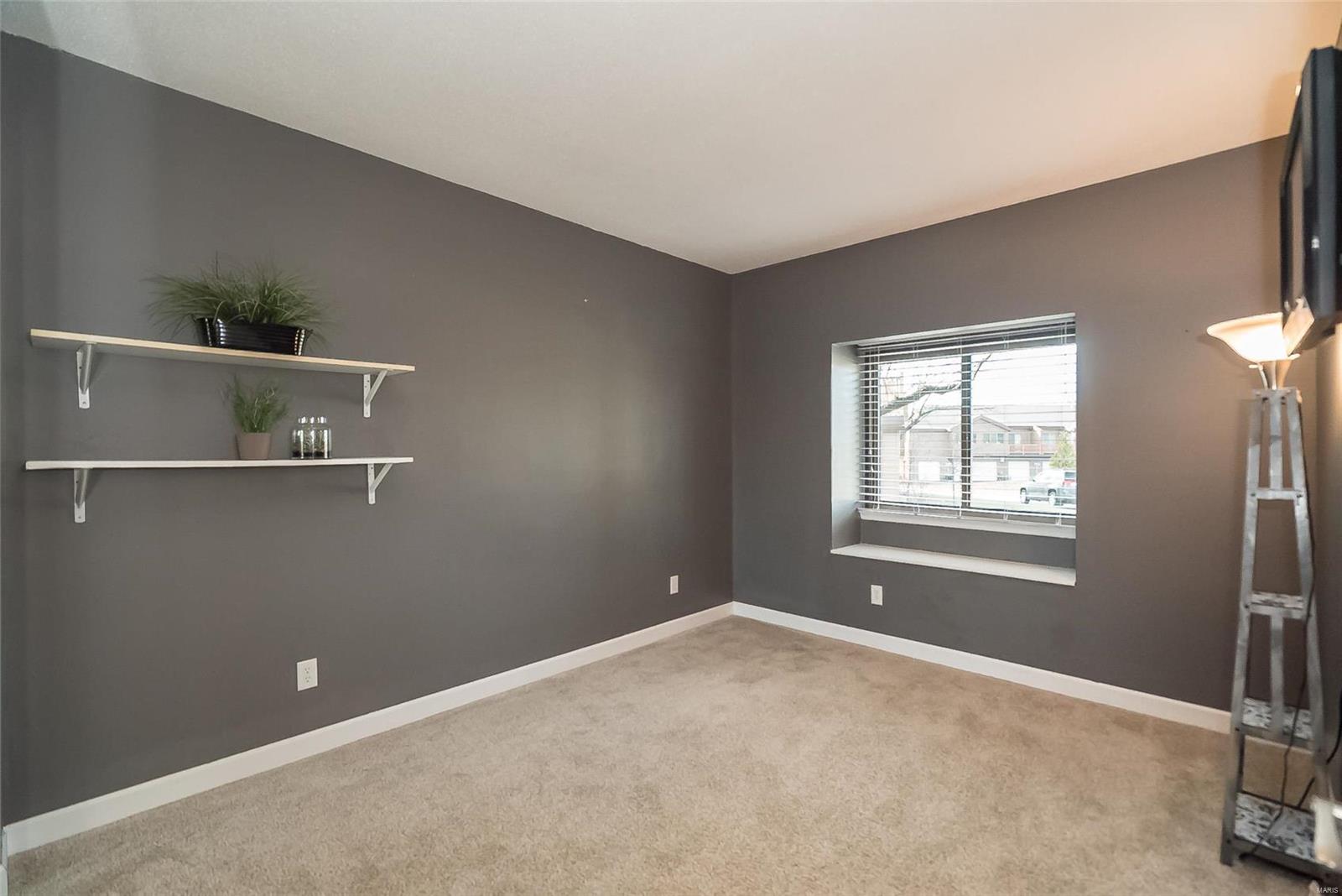 327 Kipling Way, Unit G Weldon Spring, MO 63304 - Photo 3 of 18