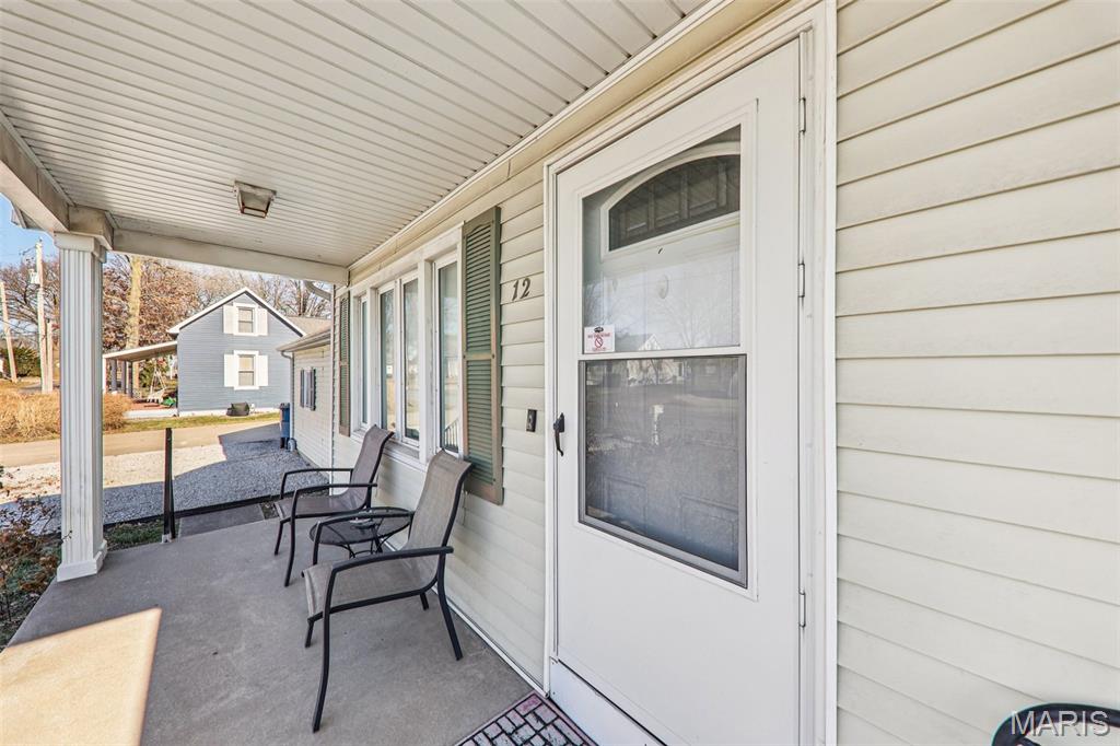 12 South Clinton Street New Baden, IL 62265 - Photo 5 of 51