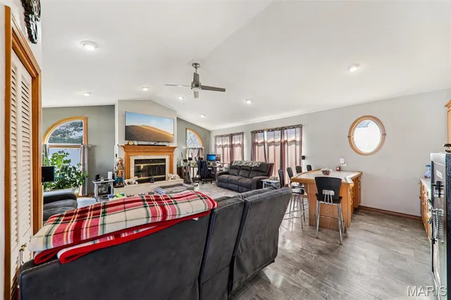 $279,900 | 12 South Clinton Street, New Baden, IL 62265