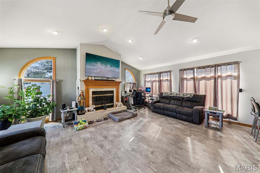 12 South Clinton Street New Baden, IL 62265 - Photo 10 of 51