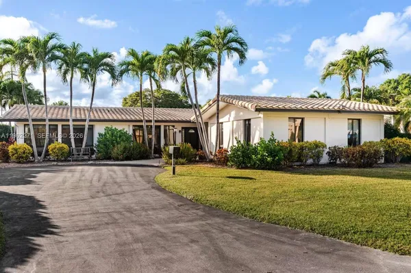 $15,000 | 636 Hibiscus Drive, Hallandale Beach, FL 33009