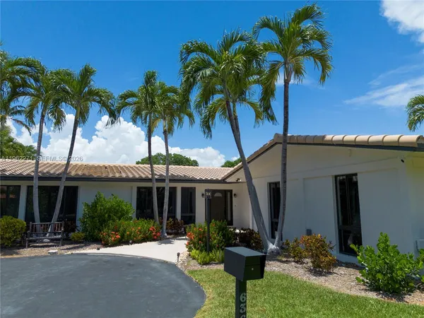 $15,000 | 636 Hibiscus Drive, Hallandale Beach, FL 33009