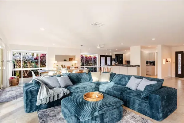 $15,000 | 636 Hibiscus Drive, Hallandale Beach, FL 33009