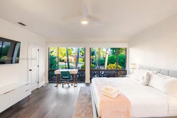 $15,000 | 636 Hibiscus Drive, Hallandale Beach, FL 33009