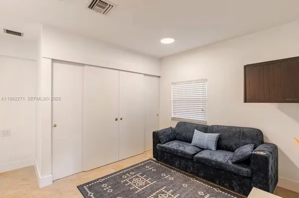$15,000 | 636 Hibiscus Drive, Hallandale Beach, FL 33009