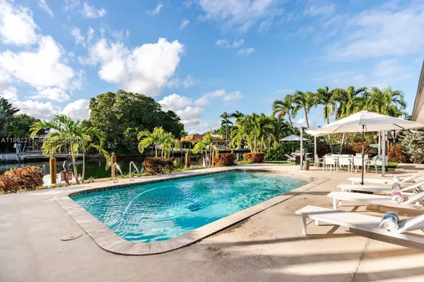 $15,000 | 636 Hibiscus Drive, Hallandale Beach, FL 33009