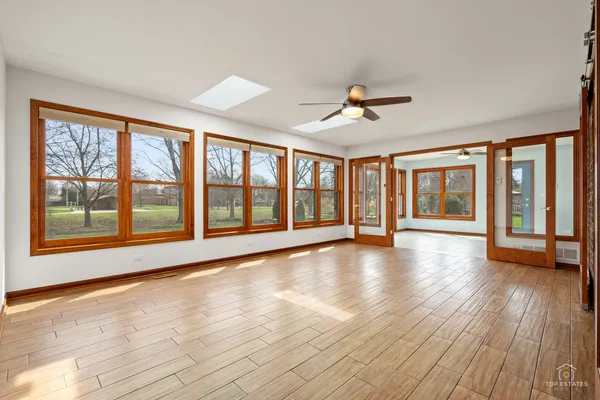 $779,900 | 225 Fairway Drive, Prospect Heights, IL 60070