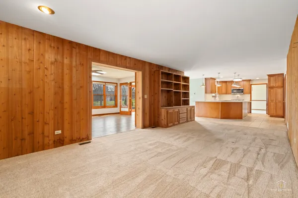 $779,900 | 225 Fairway Drive, Prospect Heights, IL 60070