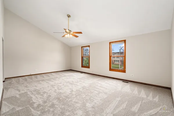 $779,900 | 225 Fairway Drive, Prospect Heights, IL 60070