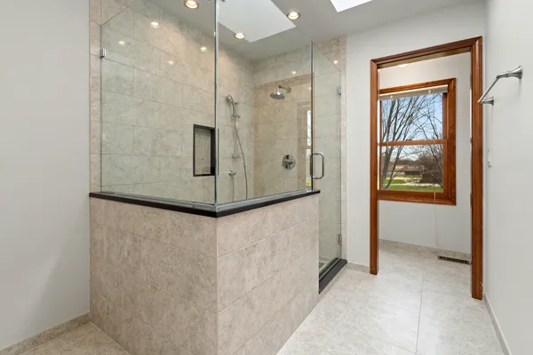 $779,900 | 225 Fairway Drive, Prospect Heights, IL 60070