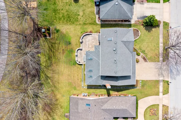 $779,900 | 225 Fairway Drive, Prospect Heights, IL 60070