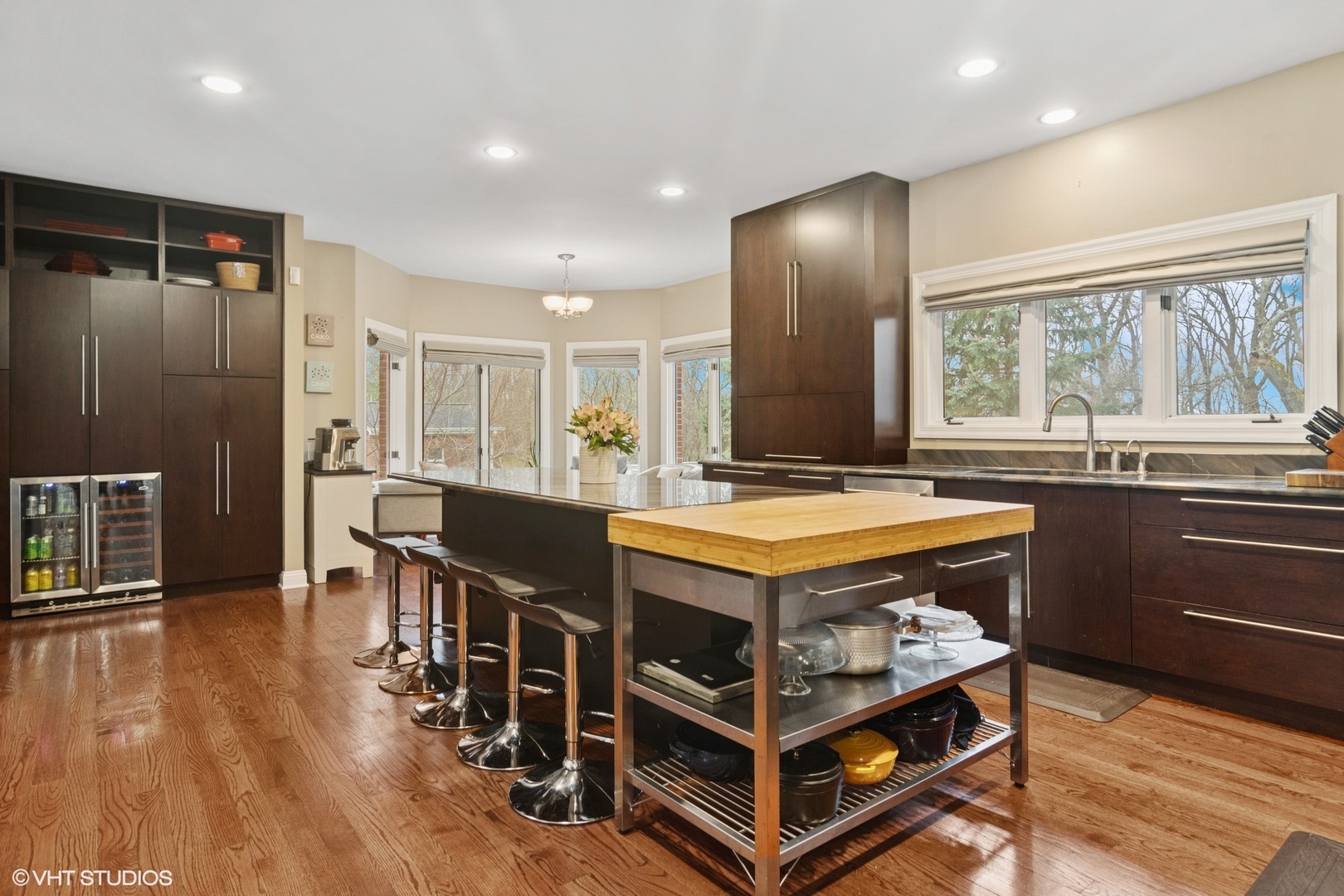 122 North Ravine Lane Barrington, IL 60010 - Photo 5 of 66 Gallery Image 5