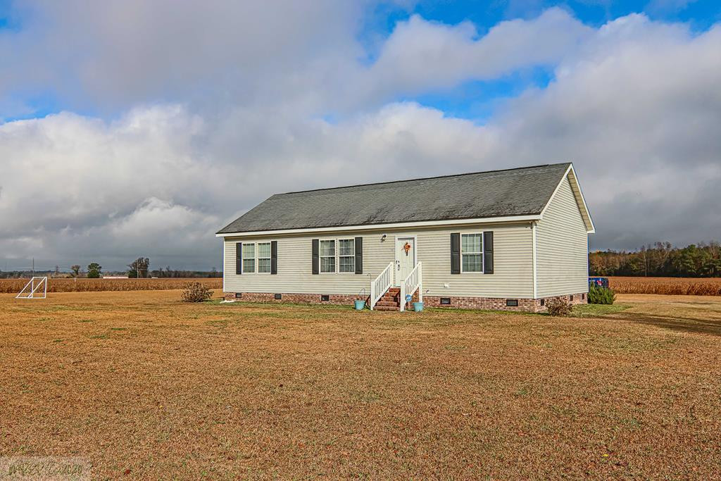 580 Jim Best Road Mount Olive, NC 28365 - Photo 1 of 33 Main View